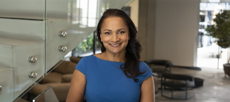 Vickie Madeleine-horiozontal