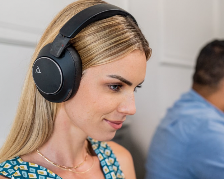 Poly Headsets Distributor Poly Headsets Distributor