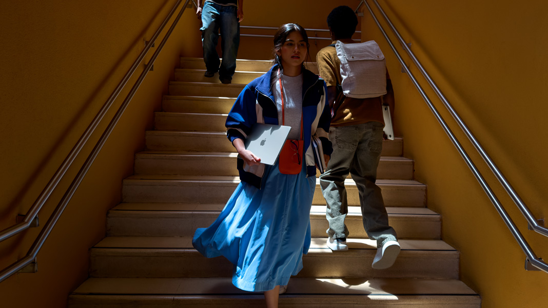 lifestyle_02__eq3z5xmmsaky_medium